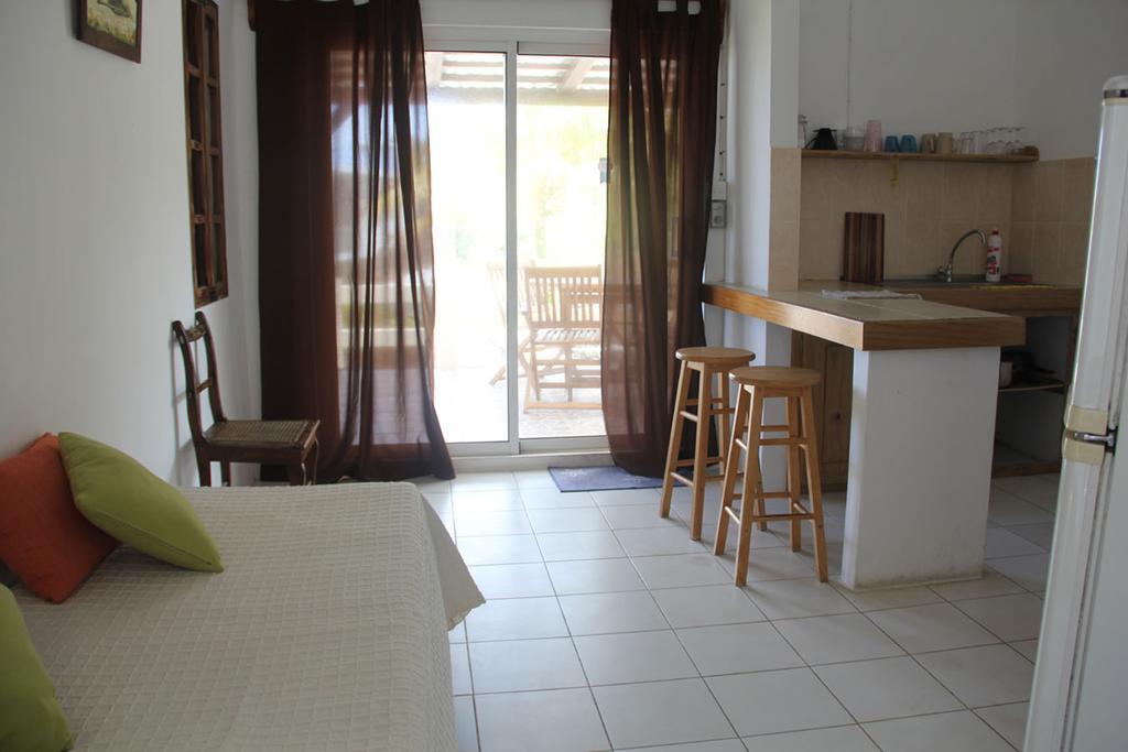 Keravel Bungalows Pointe D'Esny Room photo